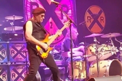 21b89263-1efb-4910-8e4f-8080768e994a